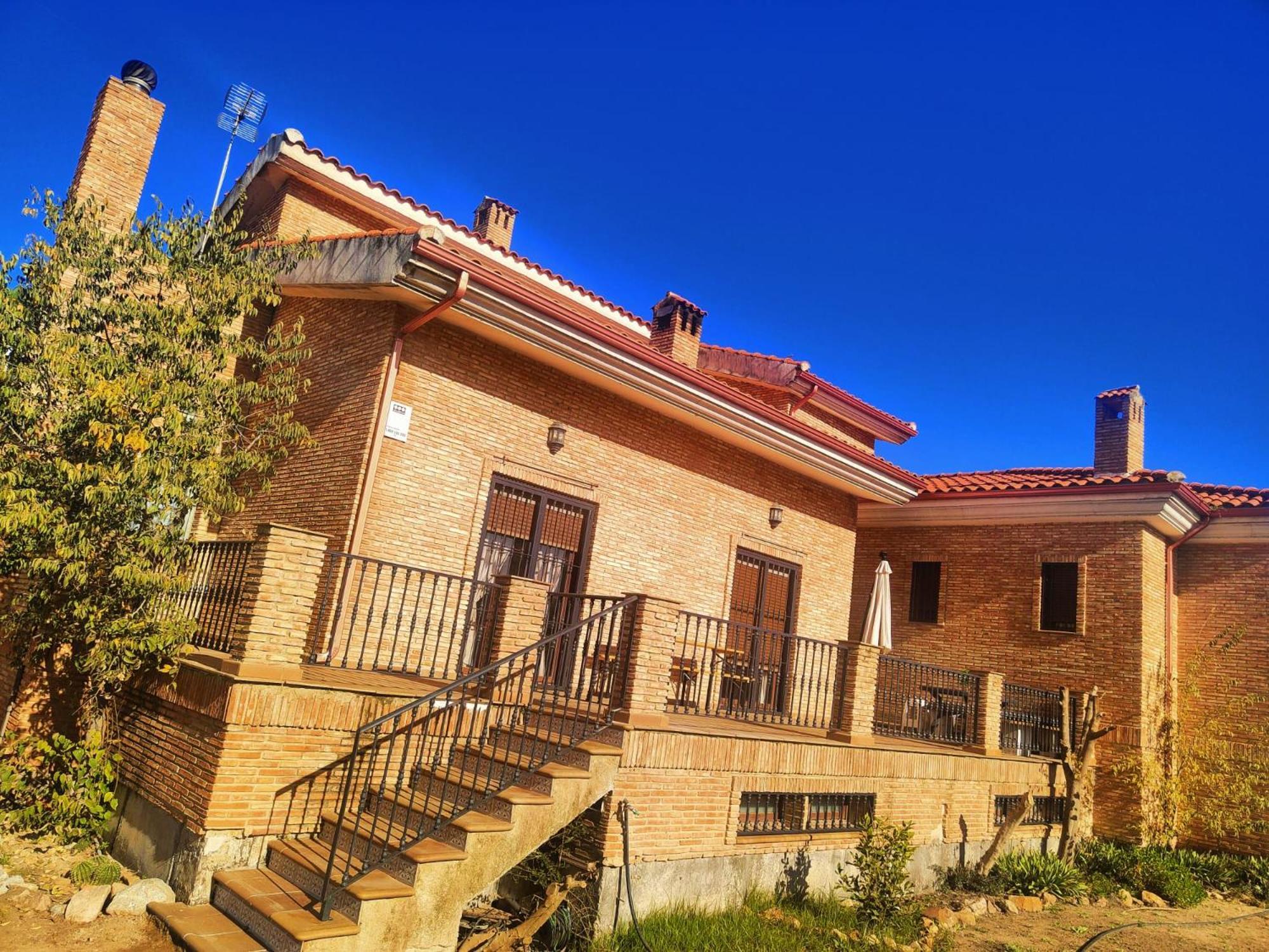 Bilbilis Con Piscina Privada, Barbacoa Y Parking Linares (Jaen)